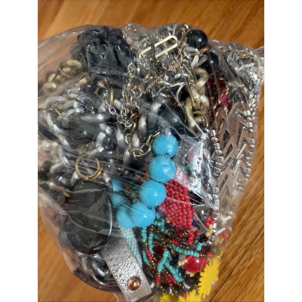 4LB SCRAP JUNK Jewelry Lot Craft Harvest Repurpose salvage Broken Vintage-Now